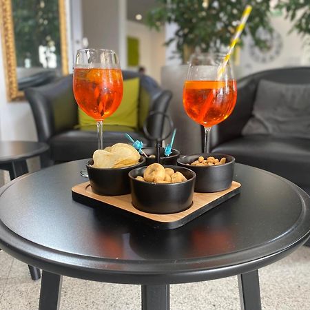 Hotel Gardenia Fiera Cermenate Dış mekan fotoğraf