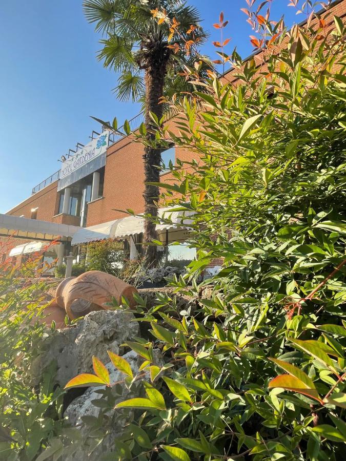Hotel Gardenia Fiera Cermenate Dış mekan fotoğraf